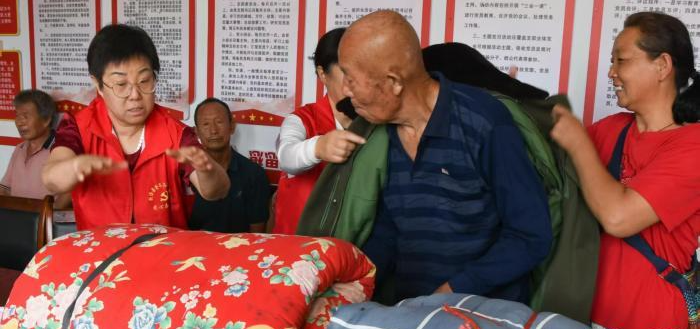山西新绛的银发族志愿服务队：莫道桑榆晚 爱心暖人心